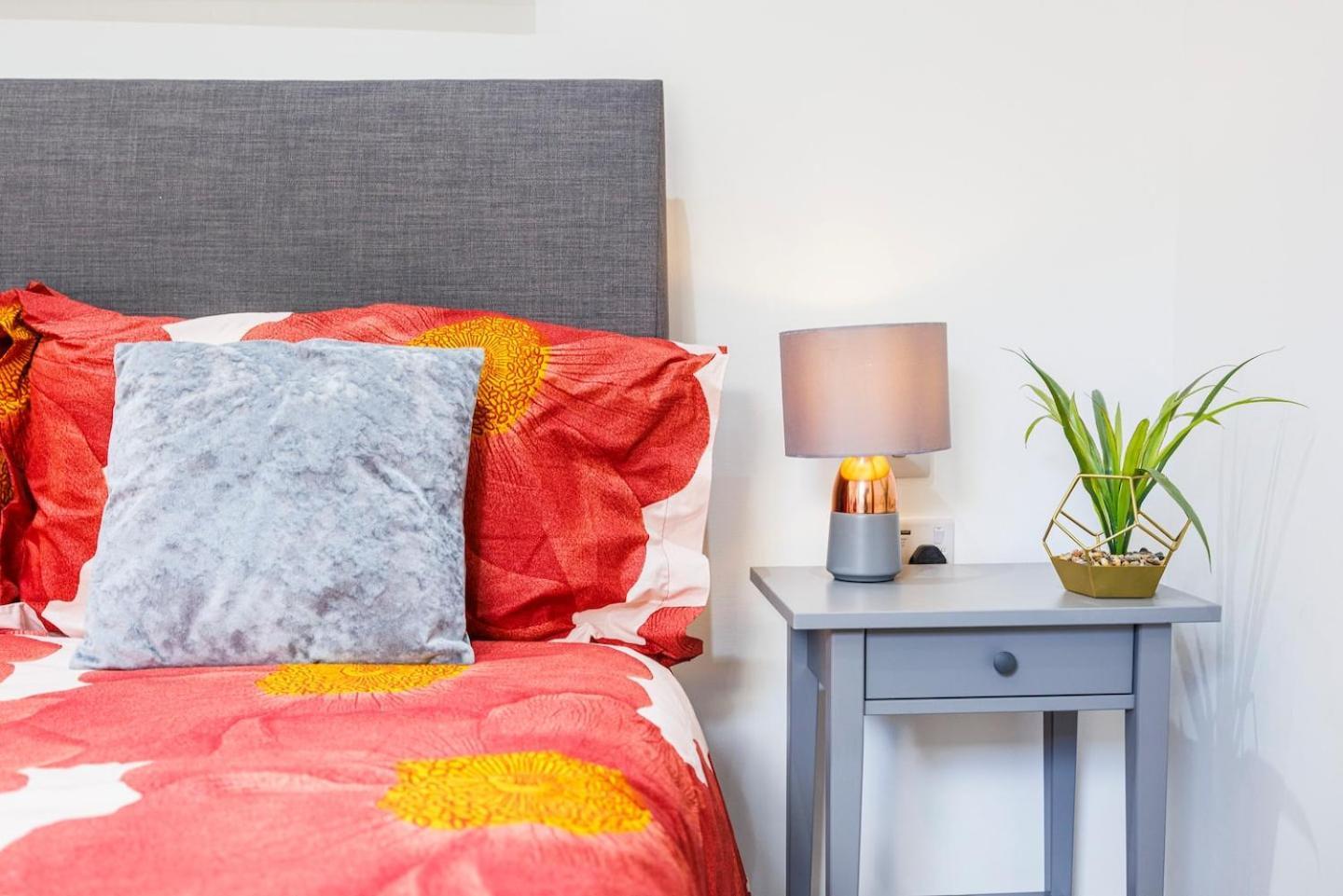 3 Bed 3 Bathroom Flat In Kensington A London