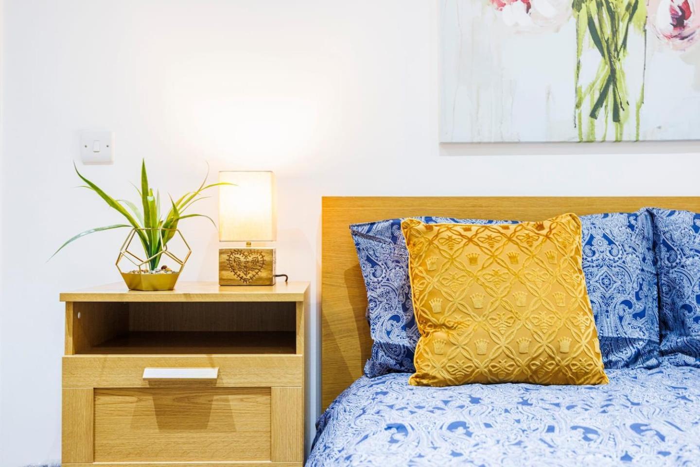 3 Bed 3 Bathroom Flat In Kensington A Apartment