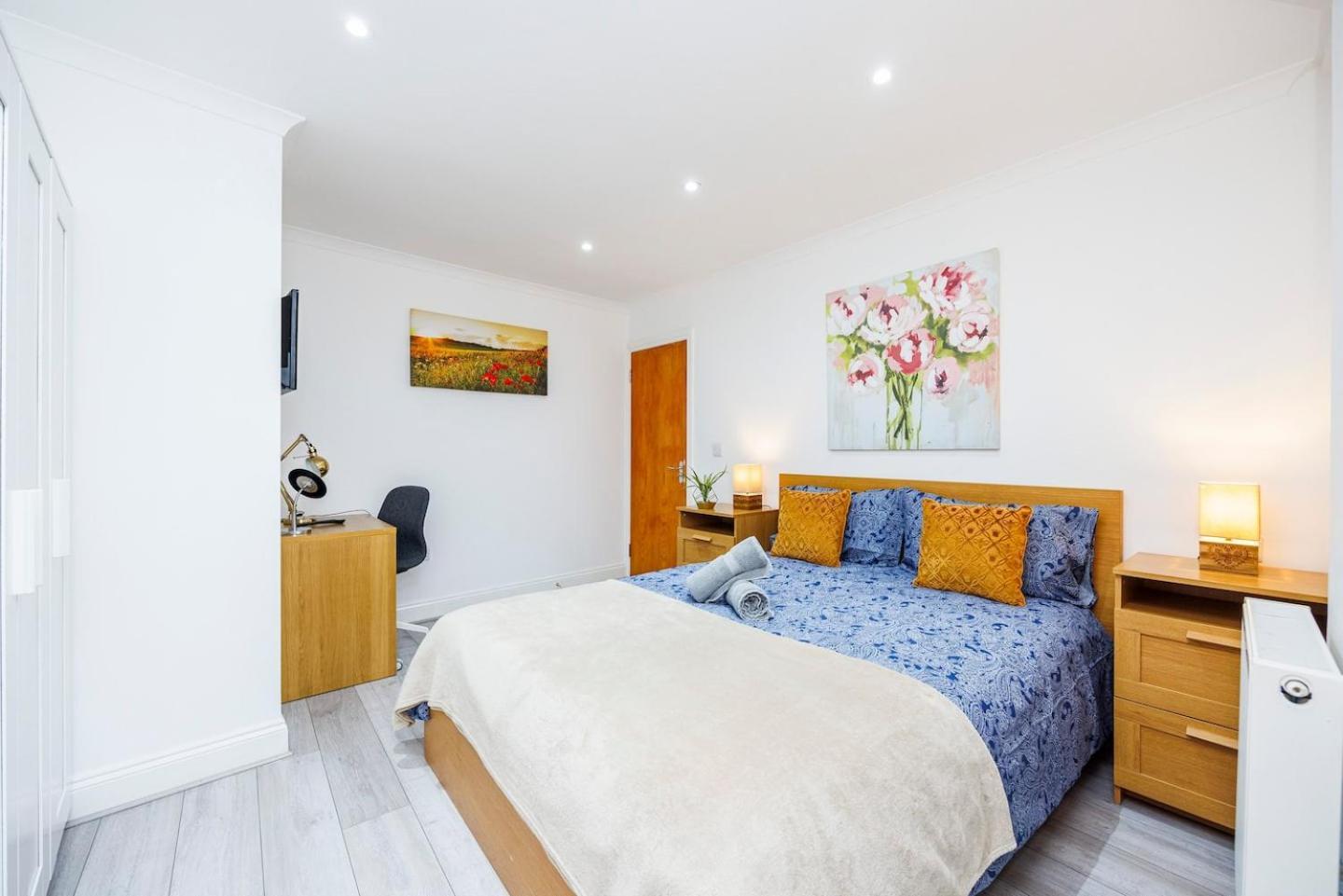 3 Bed 3 Bathroom Flat In Kensington A Apartment
